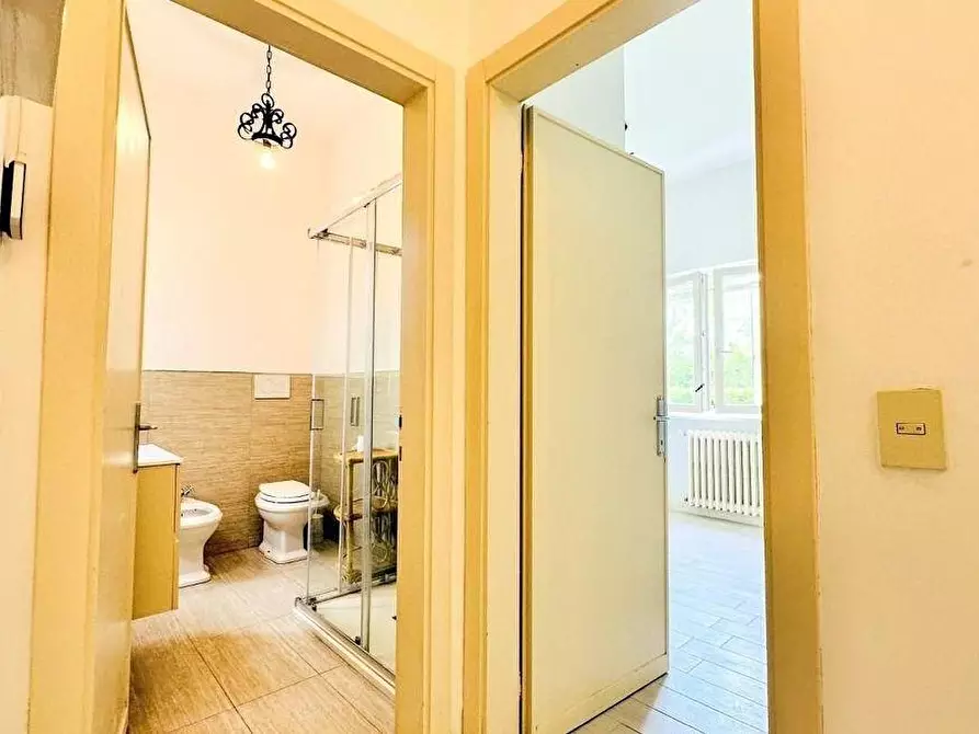 Immagine 39 di Villa in affitto  a Pietrasanta