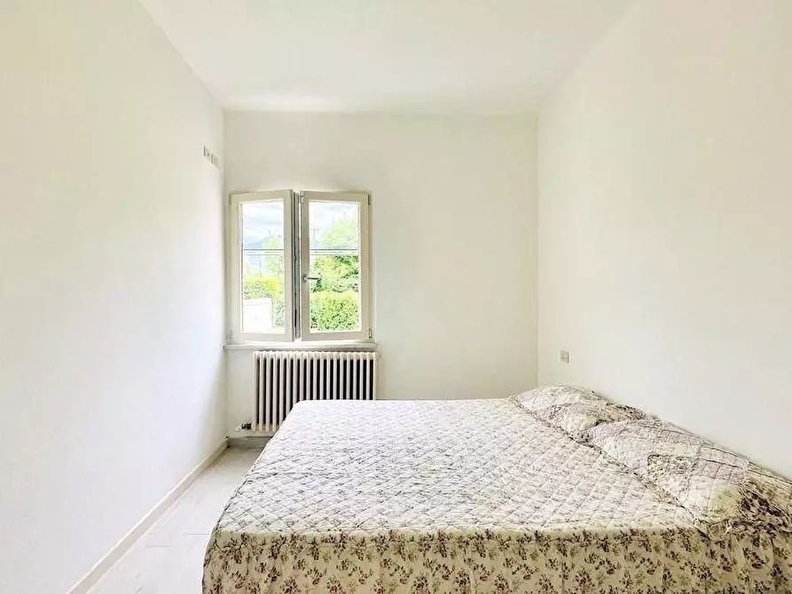 Immagine 27 di Villa in affitto  a Pietrasanta