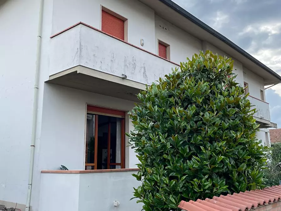 Immagine 29 di Casa bifamiliare in vendita  a Santa Croce Sull'arno