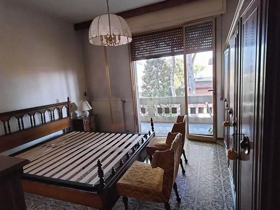 Immagine 19 di Appartamento in vendita  a Massa