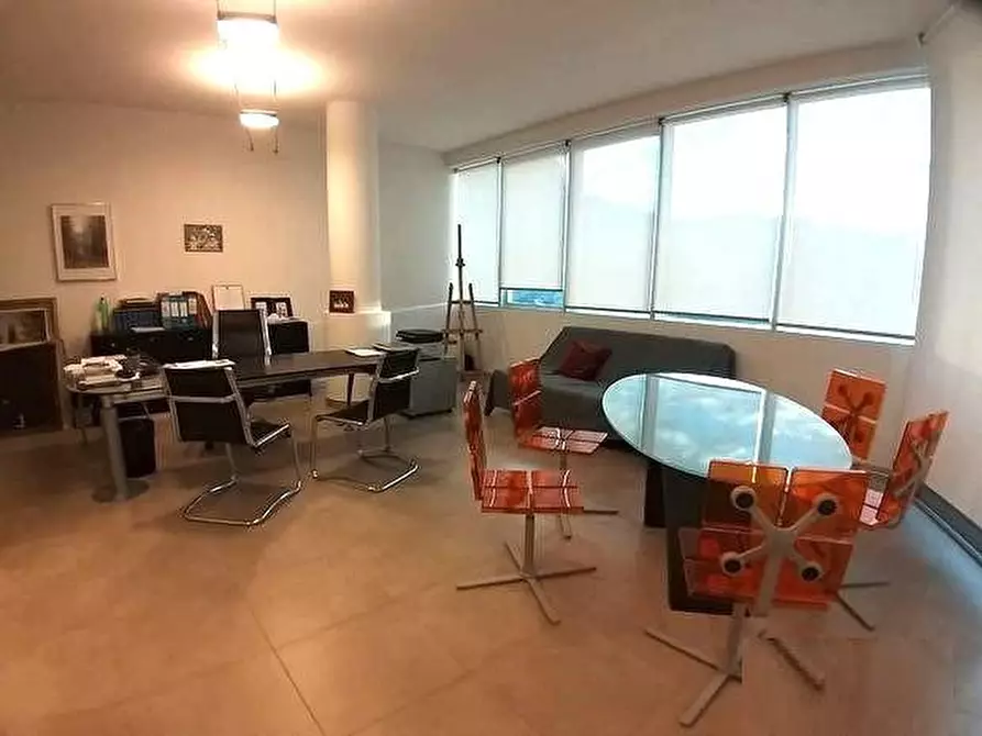 Immagine 6 di Ufficio in vendita  a Montelupo Fiorentino