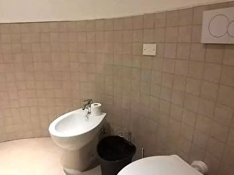 Immagine 4 di Ufficio in vendita  a Montelupo Fiorentino