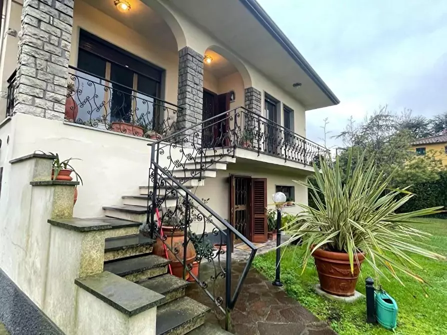 Immagine 36 di Casa indipendente in vendita  a Capannori