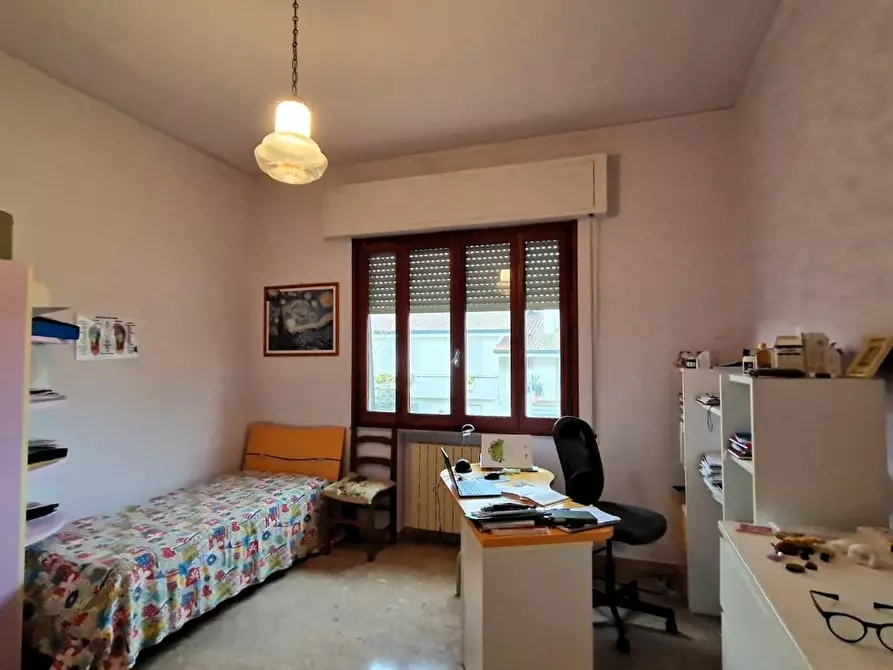 Immagine 11 di Casa indipendente in vendita  a Fucecchio