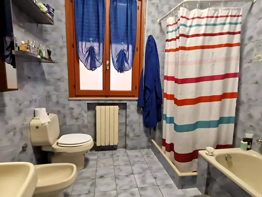 Immagine 15 di Casa indipendente in vendita  a Fucecchio