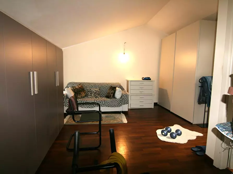 Immagine 20 di Villetta a schiera in vendita  a Carrara