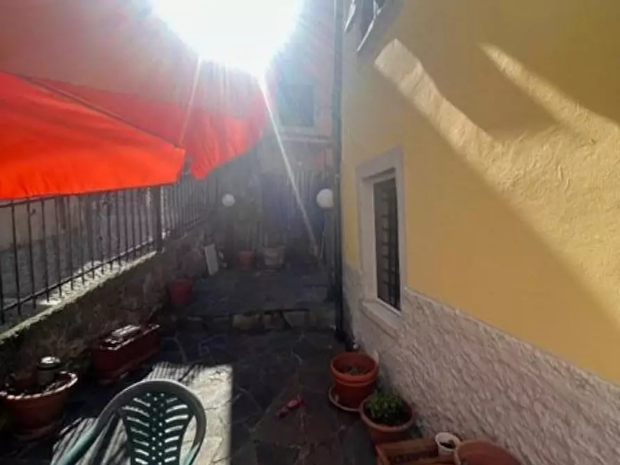 Immagine 15 di Terratetto in vendita  a Ortonovo