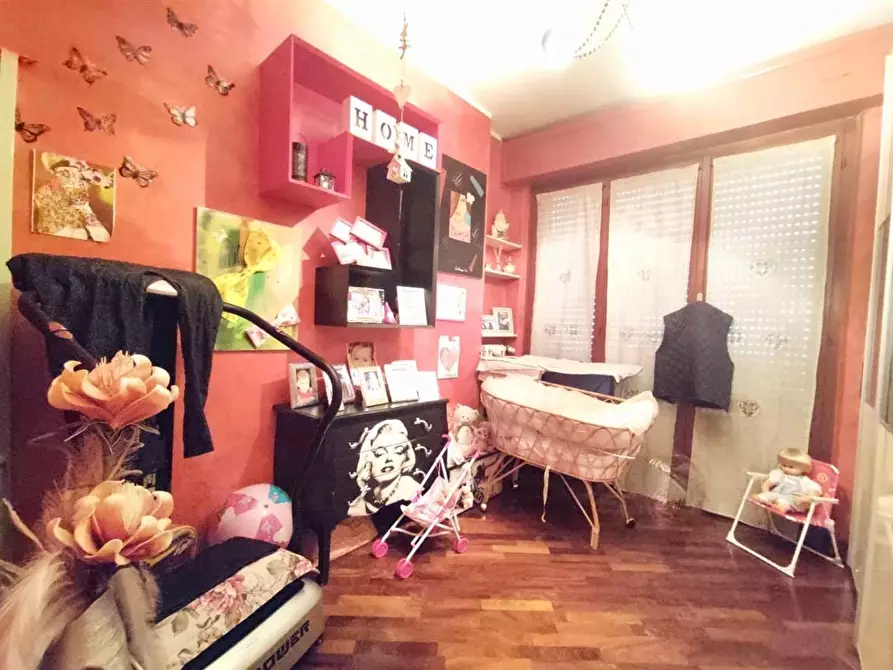 Immagine 13 di Appartamento in vendita  a Massa