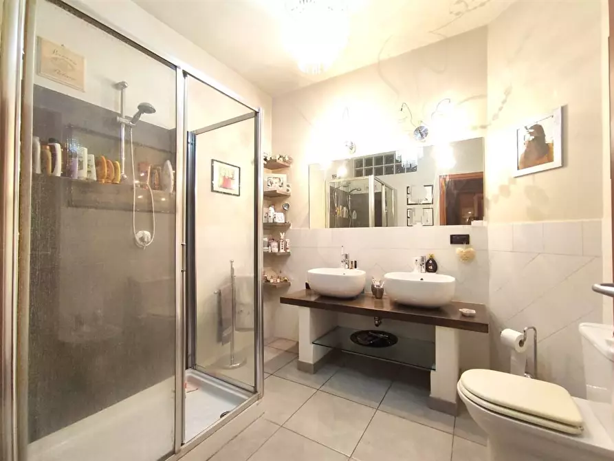 Immagine 8 di Appartamento in vendita  a Massa