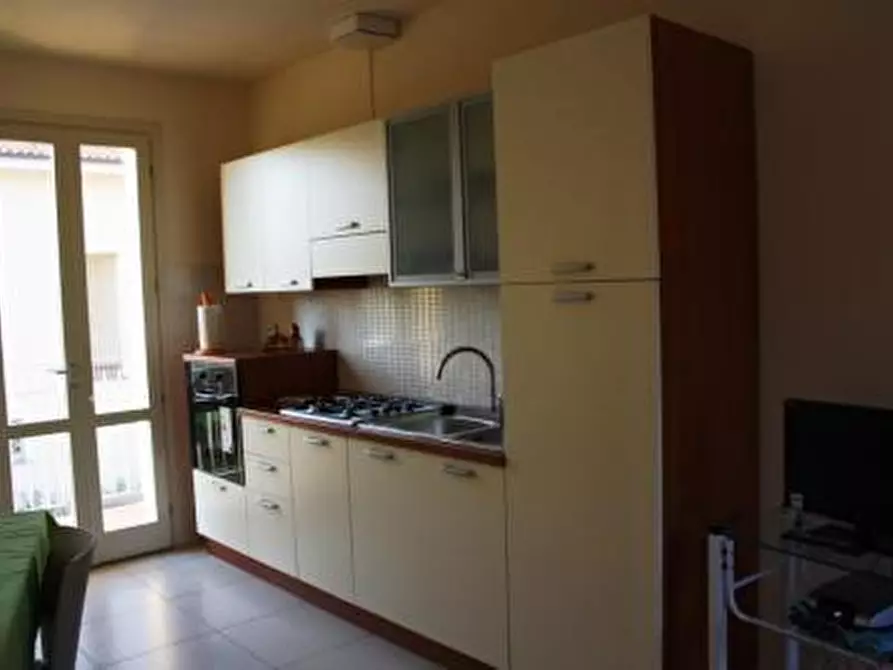 Immagine 3 di Appartamento in vendita  a Lucca