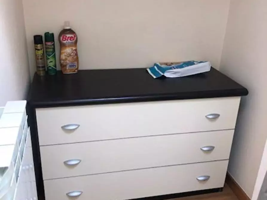 Immagine 11 di Appartamento in vendita  a Lucca