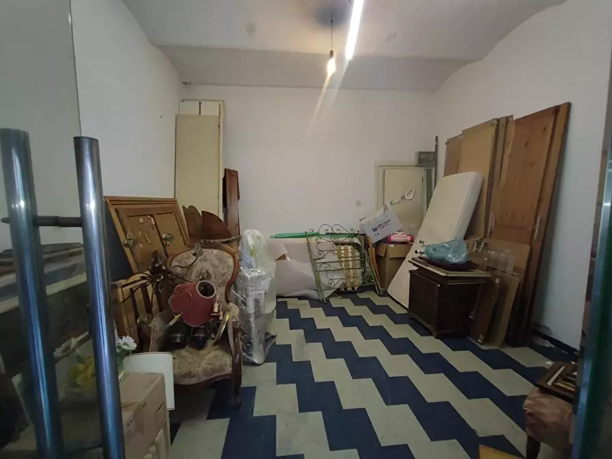 Immagine 3 di Locale commerciale in vendita  a Palaia