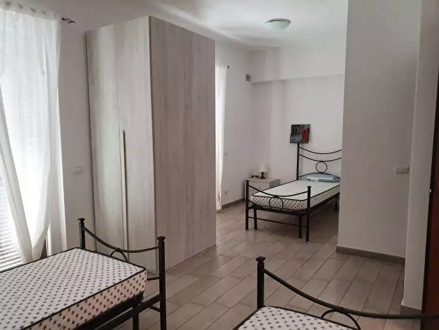 Immagine 1 di Appartamento in affitto  a Lerici