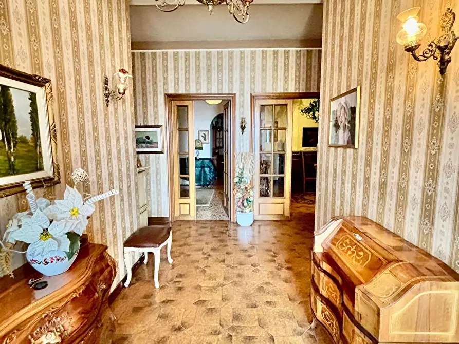 Immagine 2 di Casa bifamiliare in vendita  a Terricciola