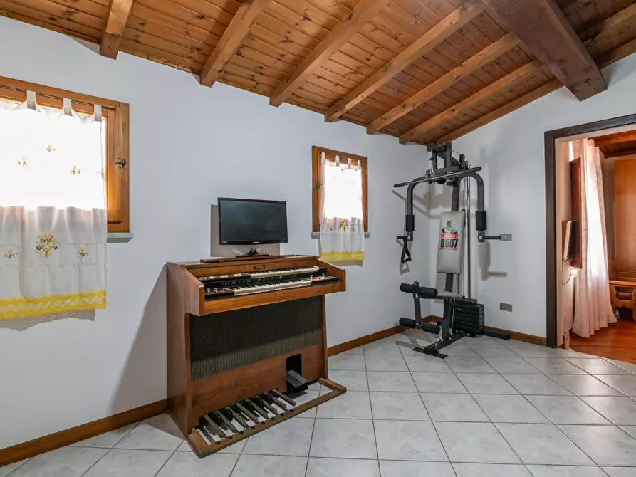 Immagine 24 di Porzione di casa in vendita  a Pontedera