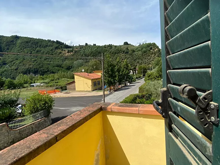Immagine 16 di Villetta a schiera in vendita  a Borgo A Mozzano