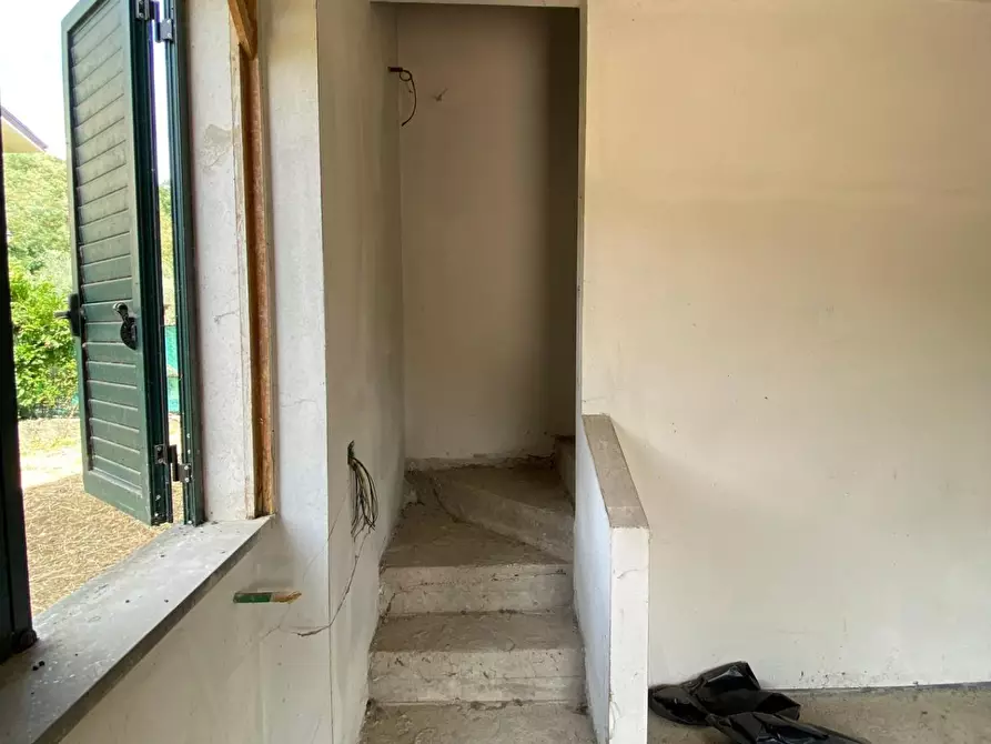 Immagine 5 di Villetta a schiera in vendita  a Borgo A Mozzano