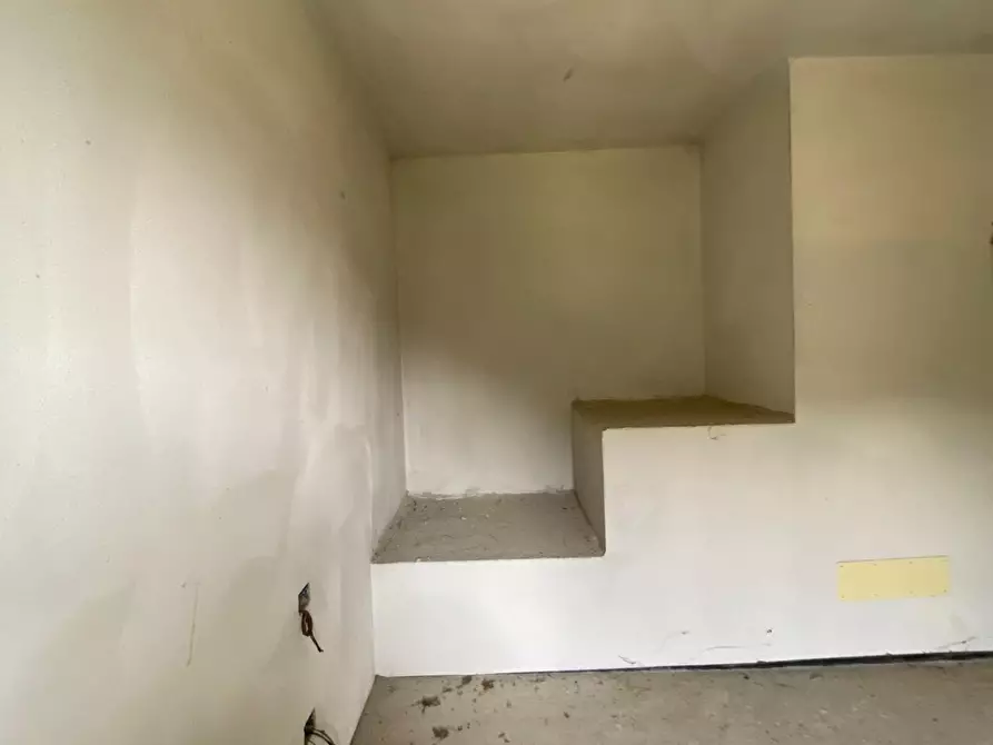 Immagine 14 di Villetta a schiera in vendita  a Borgo A Mozzano