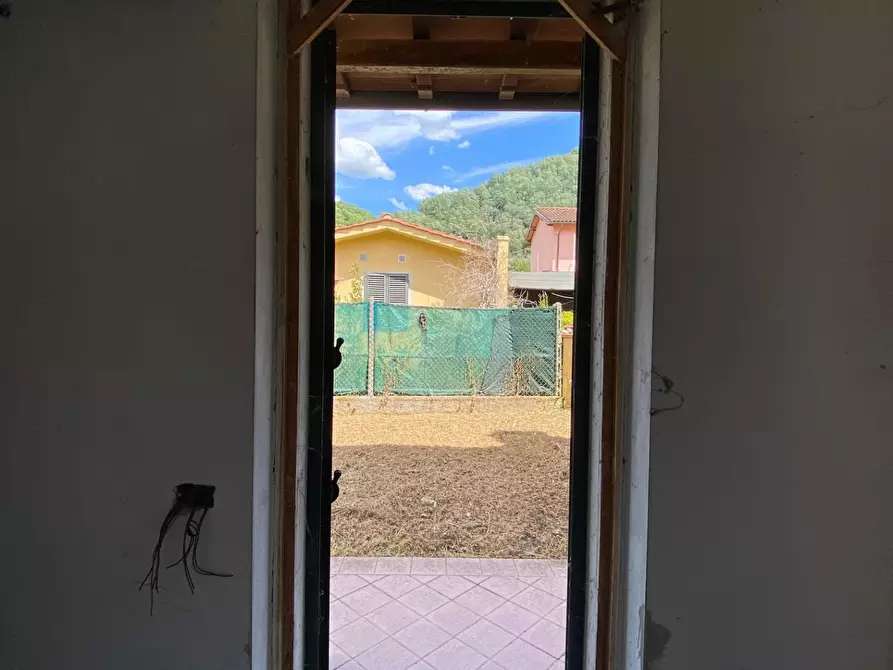 Immagine 7 di Villetta a schiera in vendita  a Borgo A Mozzano