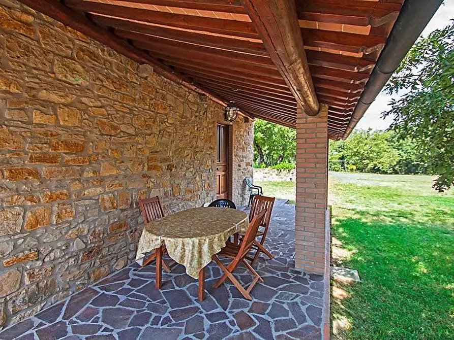 Immagine 5 di Casa colonica in vendita  a Monteverdi Marittimo