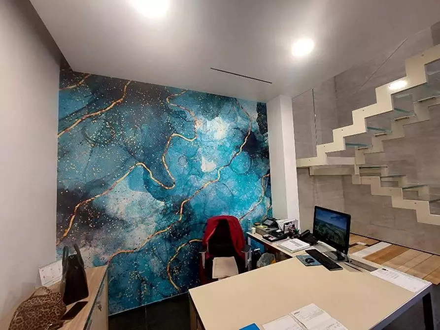 Immagine 11 di Attività artigianale in vendita  a Massa