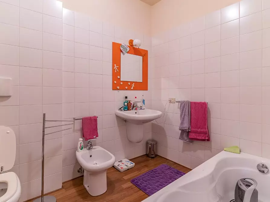 Immagine 21 di Appartamento in vendita  a Empoli