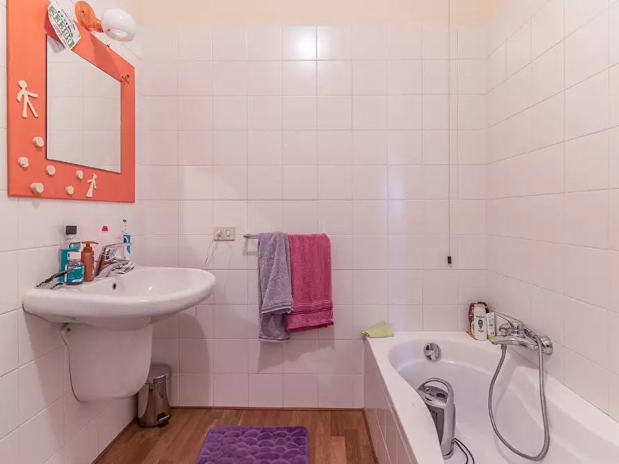 Immagine 22 di Appartamento in vendita  a Empoli