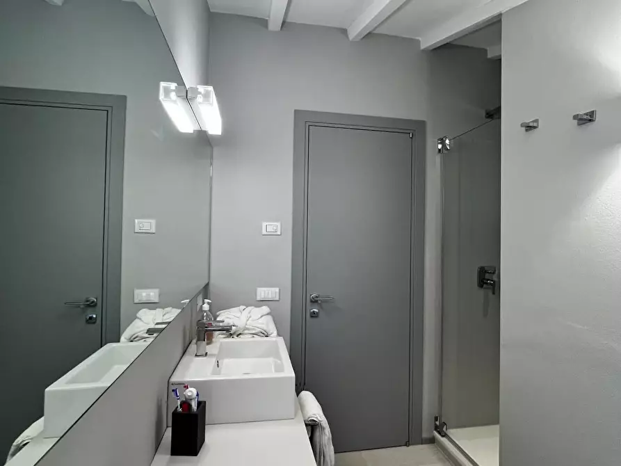 Immagine 36 di Villa in vendita  a Forte Dei Marmi