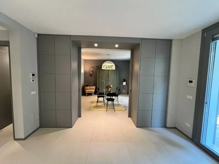 Immagine 15 di Villa in vendita  a Forte Dei Marmi