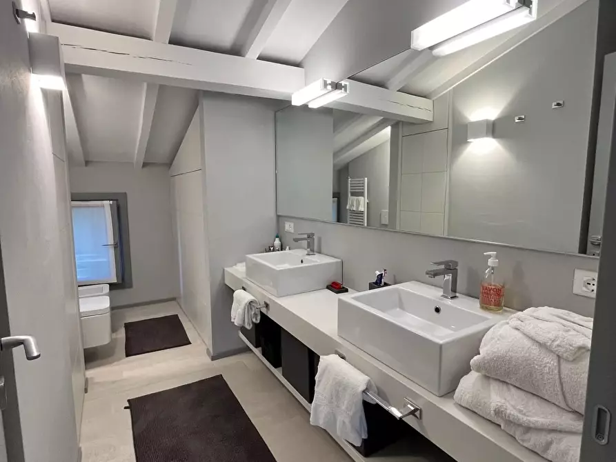 Immagine 34 di Villa in vendita  a Forte Dei Marmi