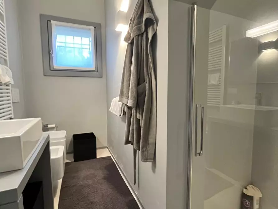 Immagine 30 di Villa in vendita  a Forte Dei Marmi