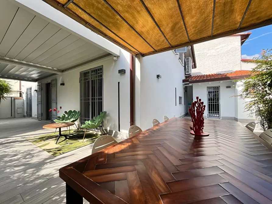 Immagine 57 di Villa in vendita  a Forte Dei Marmi