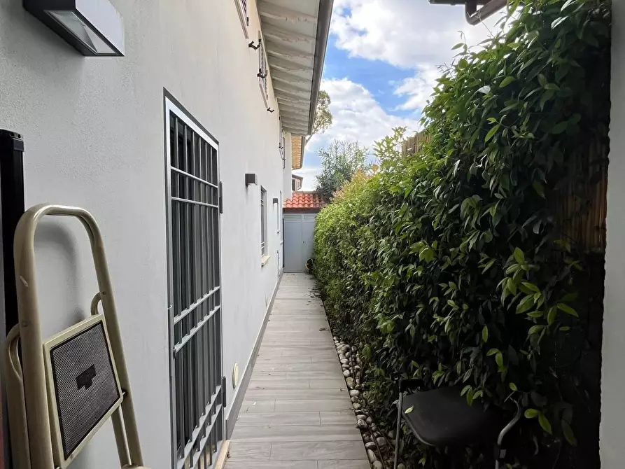 Immagine 60 di Villa in vendita  a Forte Dei Marmi