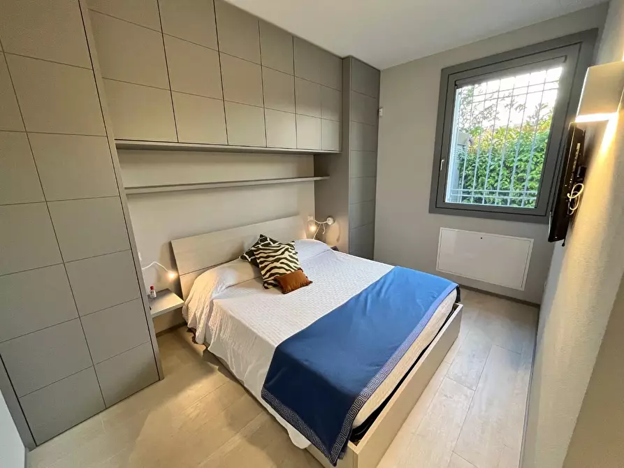 Immagine 26 di Villa in vendita  a Forte Dei Marmi