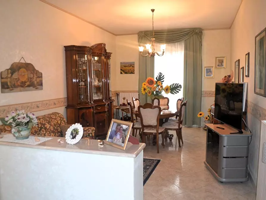 Immagine 5 di Appartamento in vendita  a Poggibonsi