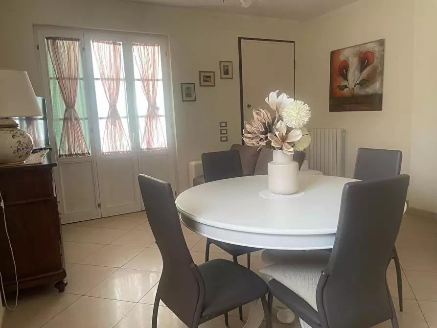 Immagine 5 di Villa in vendita  a Pietrasanta