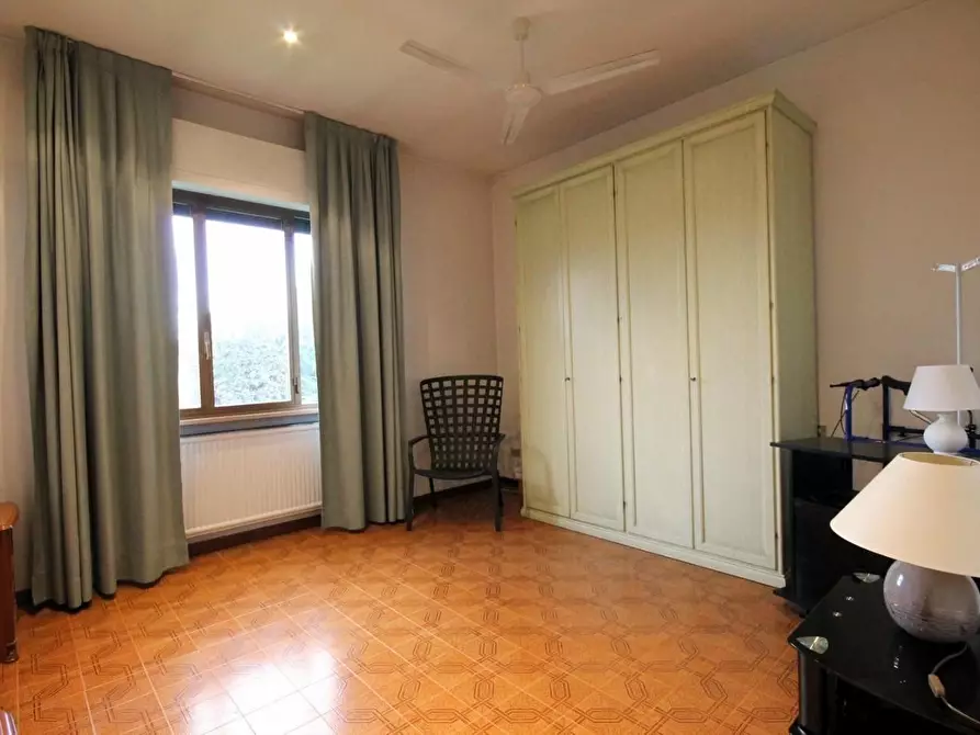 Immagine 28 di Villa in vendita  a Capannori