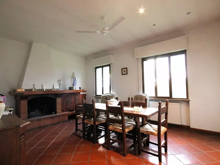 Immagine 24 di Villa in vendita  a Capannori