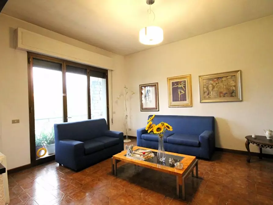 Immagine 21 di Villa in vendita  a Capannori