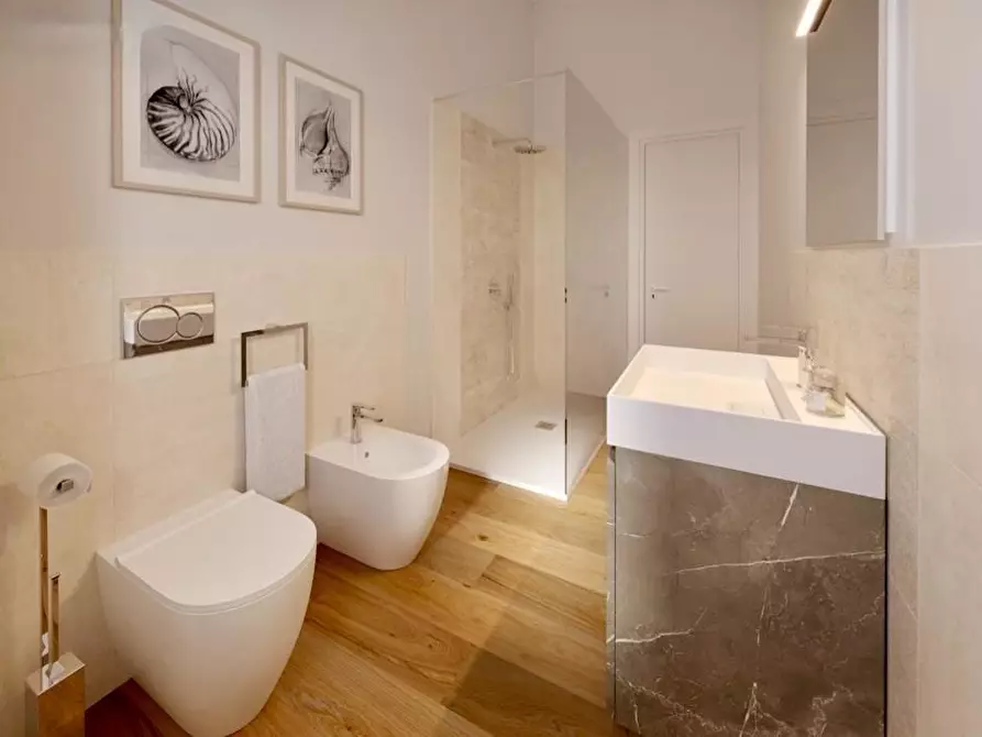 Immagine 27 di Appartamento in vendita  a Pisa