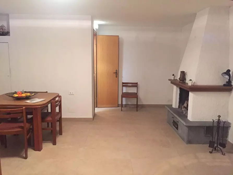 Immagine 13 di Appartamento in vendita  a Massa