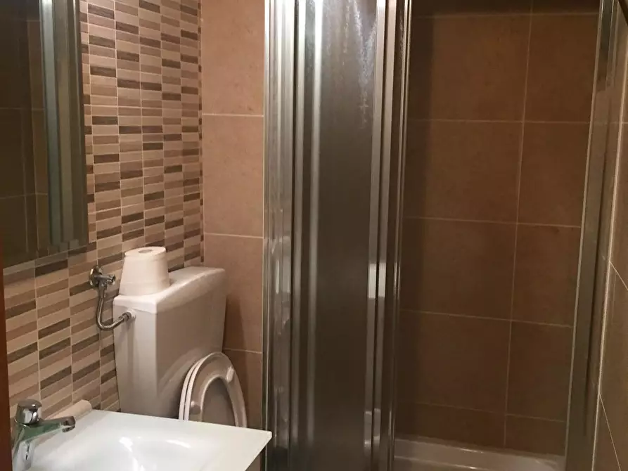 Immagine 18 di Appartamento in vendita  a Massa