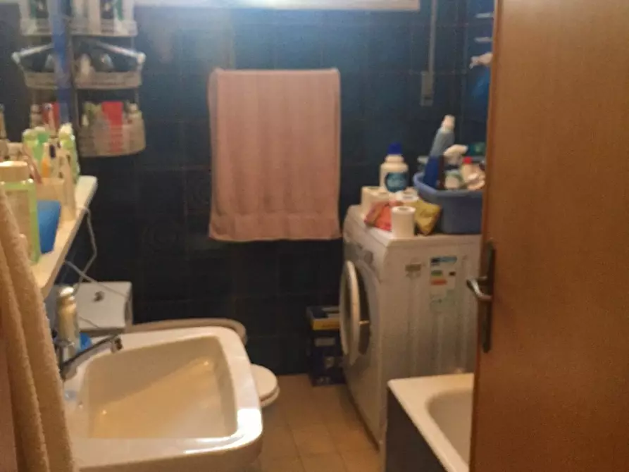 Immagine 10 di Appartamento in vendita  a Massa