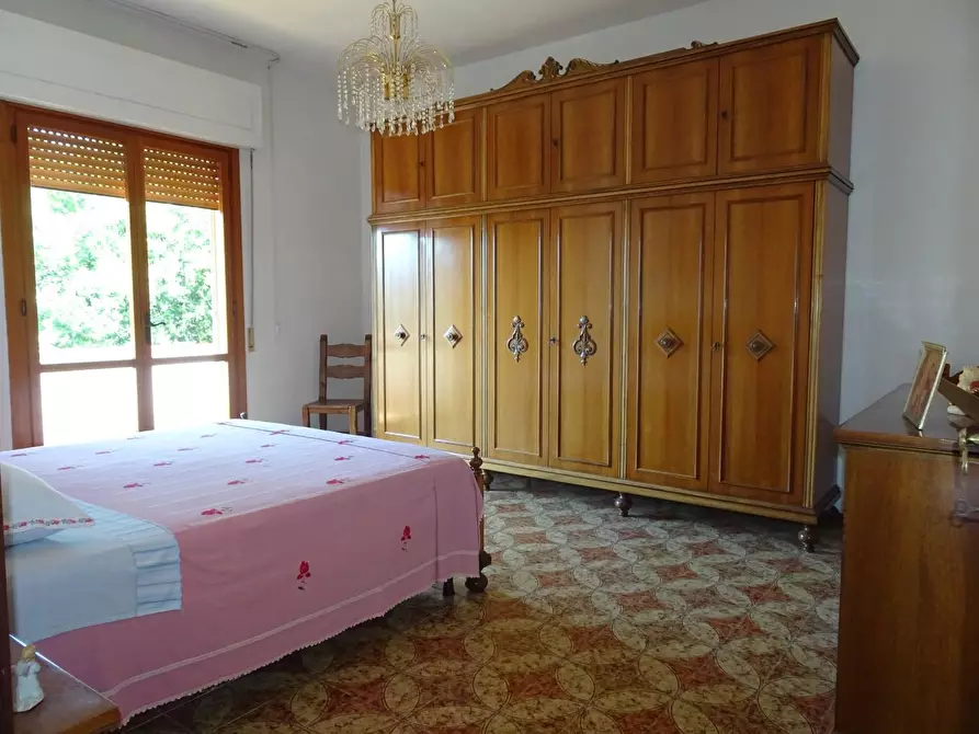 Immagine 9 di Casa bifamiliare in vendita  a Buti