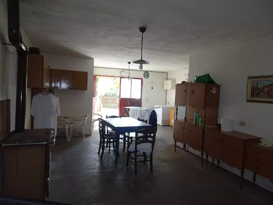 Immagine 15 di Casa bifamiliare in vendita  a Buti