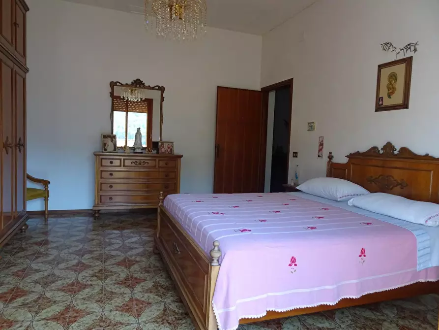 Immagine 11 di Casa bifamiliare in vendita  a Buti