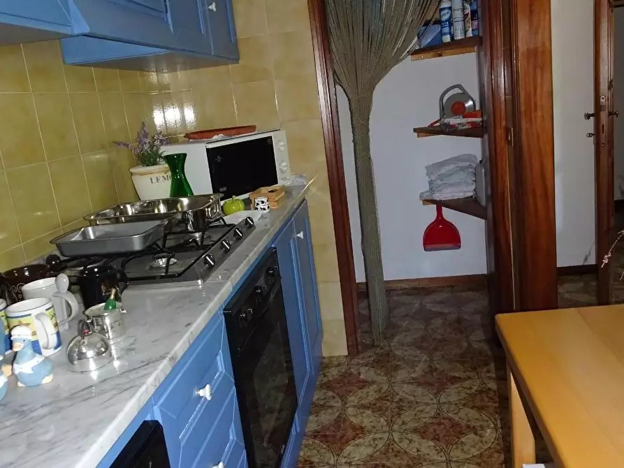 Immagine 4 di Casa bifamiliare in vendita  a Buti