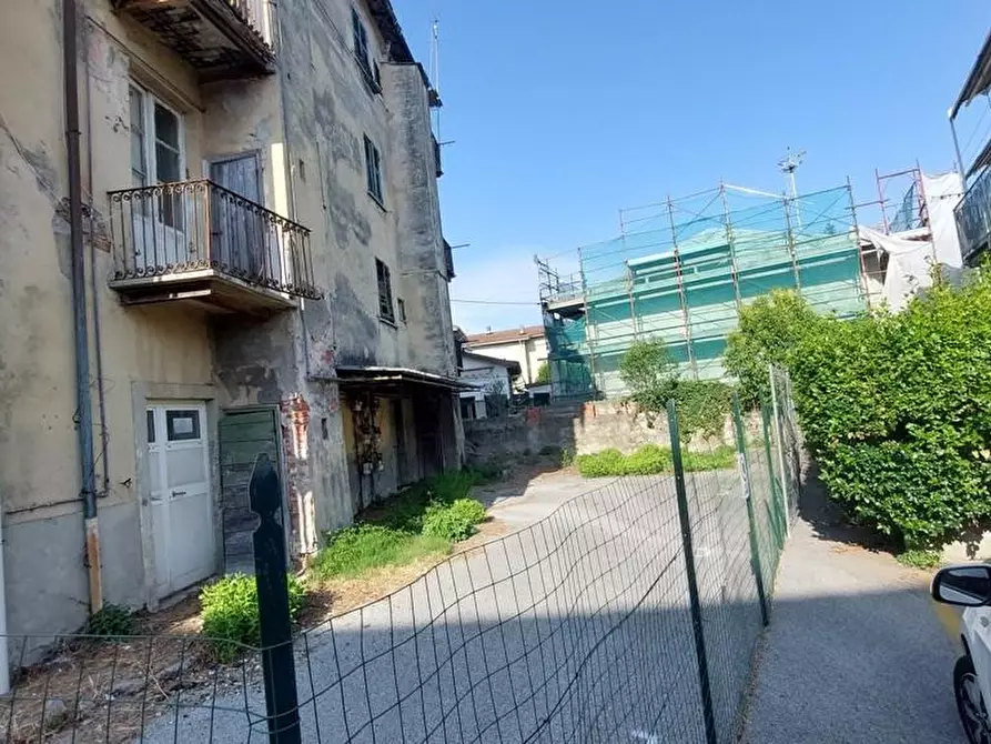 Immagine 2 di Palazzo in vendita  a La Spezia