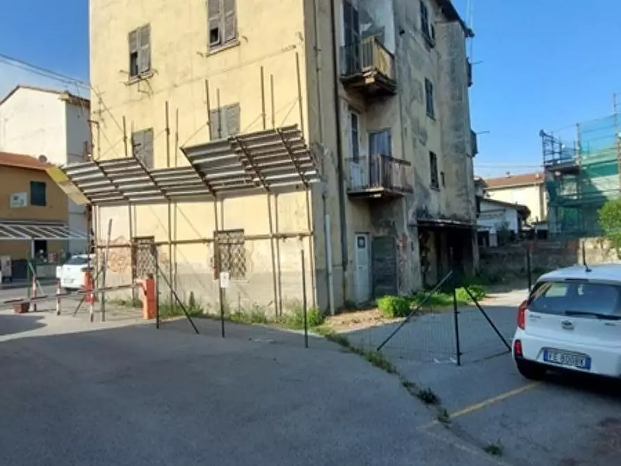 Immagine 4 di Palazzo in vendita  a La Spezia