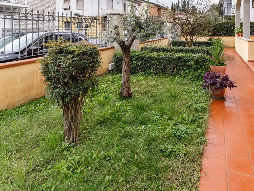 Immagine 35 di Villa in vendita  a Fucecchio